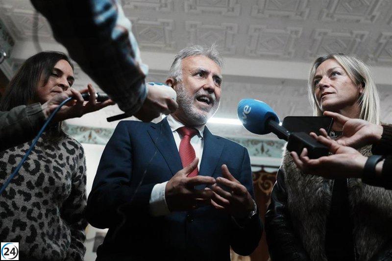 Torres asegura que la transferencia de competencias migratorias encaja perfectamente en el marco constitucional.