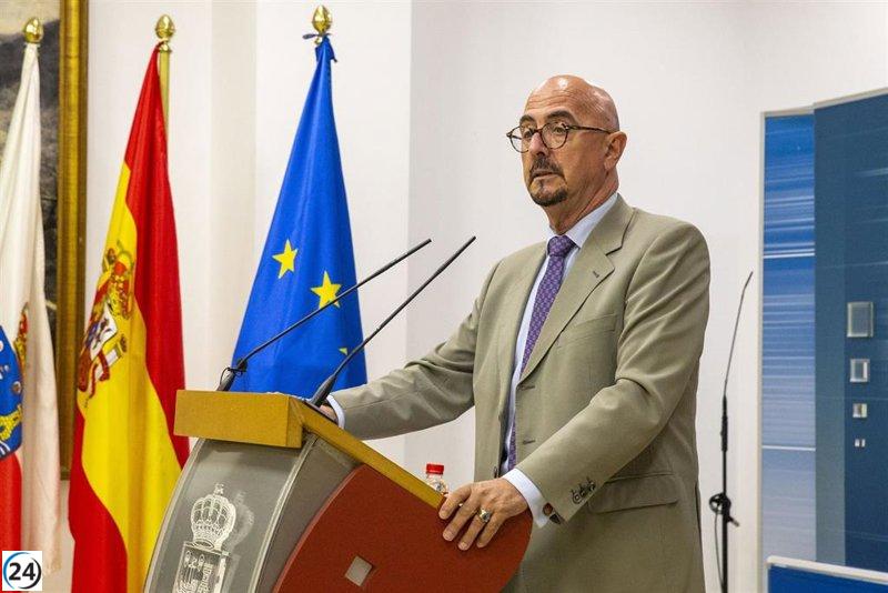 Pascual responsabiliza al Ministerio de Salud por la escasez de médicos.