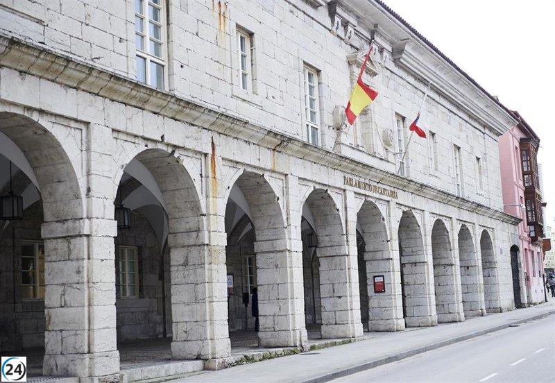PP y Vox respaldan la intervención del Parlamento de Cantabria en el Constitucional sobre la Ley de Memoria.