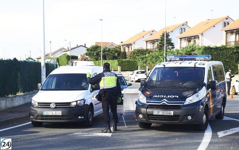 Anciana de 78 años bajo los efectos del alcohol colisiona con vehículo policial.