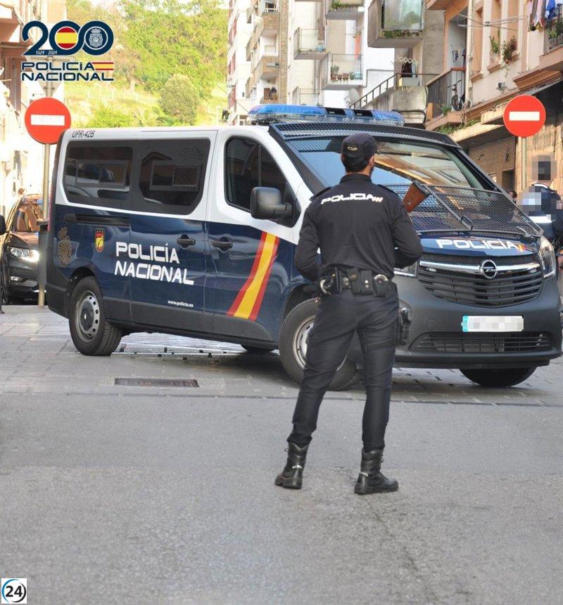 Arrestado en el corazón de Torrelavega con 29 envoltorios de cocaína.