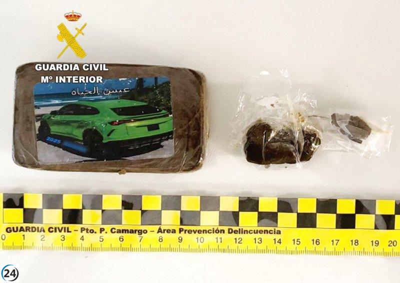 Detenido un residente de Astillero por narcotráfico en Camargo.