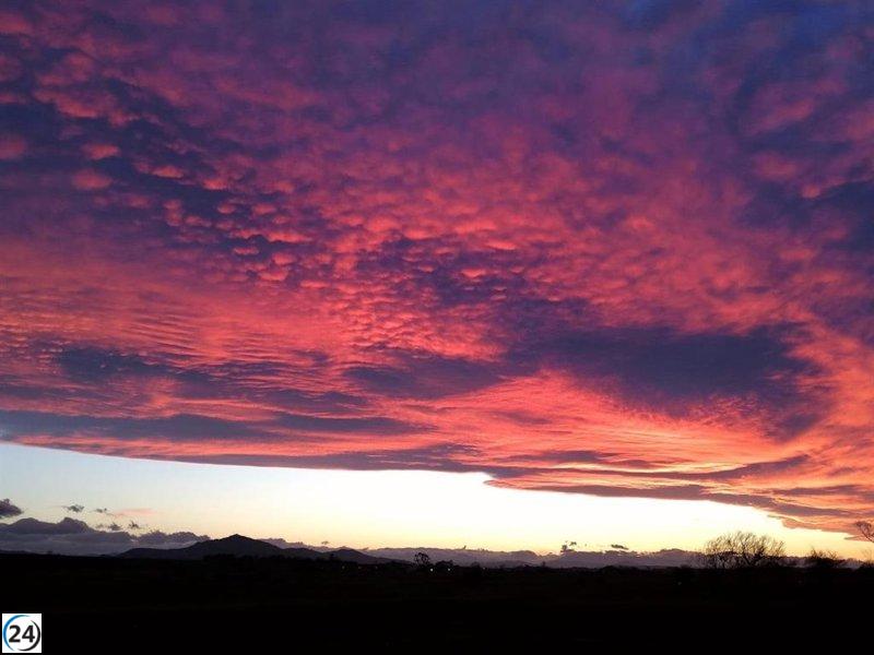 Calor del sur llega a Cantabria: Castro alcanza 28,4 °C y San Roque registra vientos de 93 km/h.