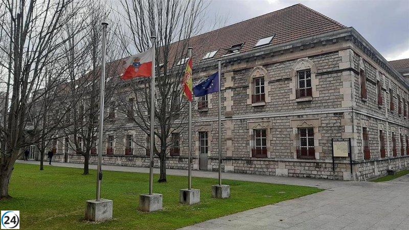 Solicitan cuatro años y 4.000 euros de multa para seis sospechosos de narcotráfico en un piso okupado en Santander.
