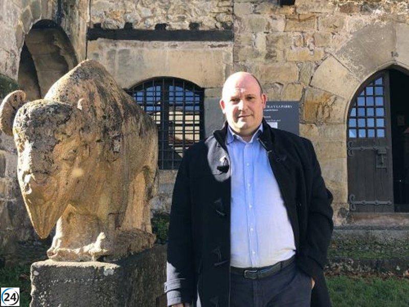 El exalcalde de Santillana, bajo investigación por sospechas de prevaricación en el manejo del aparcamiento.