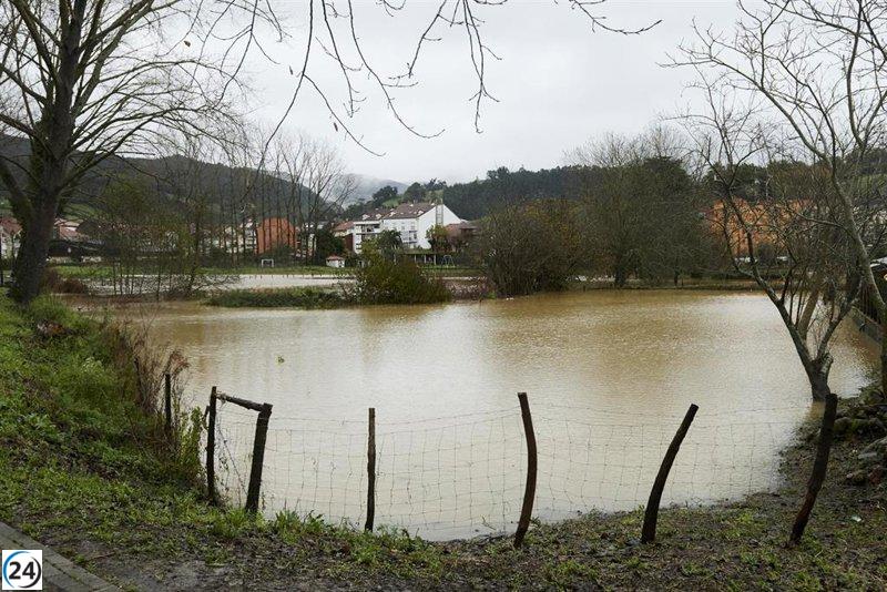 Ríos Pas, Miera y Asón bajo monitoreo por inundaciones, mientras Agüera en Sámano enfrenta grave peligro.