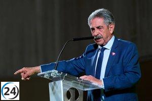 Revilla cuestiona visita del Rey Emérito a España.