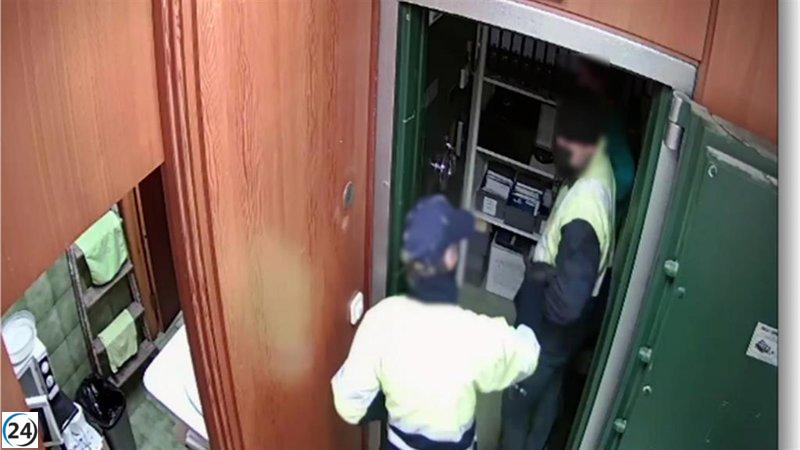 Banda de atracadores de bancos desmantelada en Cantabria y Navarra.
