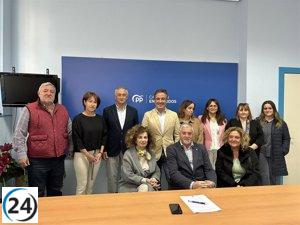 Movellán (PP) renueva en un 50% su lista al Ayuntamiento de Camargo y da más espacio a mujeres.