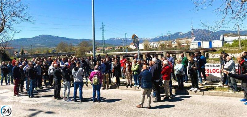 Trabajadores de Sidenor amenazan con huelga en mayo si no hay mejoras en el tren de laminar.