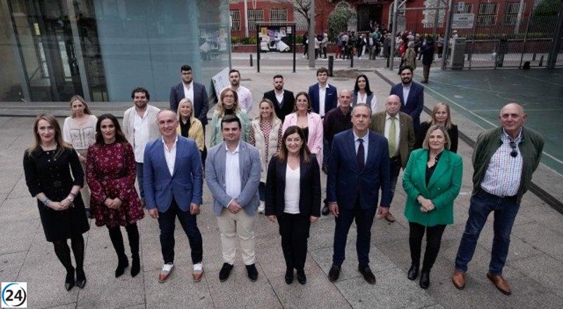 Vargas suma a dos concejales del equipo del PP en lista renovada de Torrelavega.