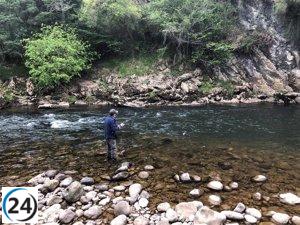 Suspendida la pesca en ríos de Cantabria por sequía.