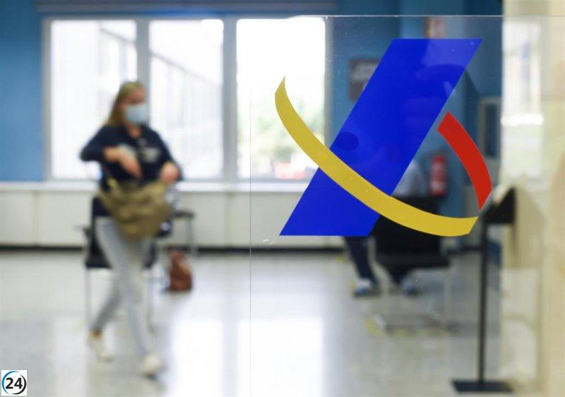 Hacienda devuelve millones a contribuyentes en Cantabria.