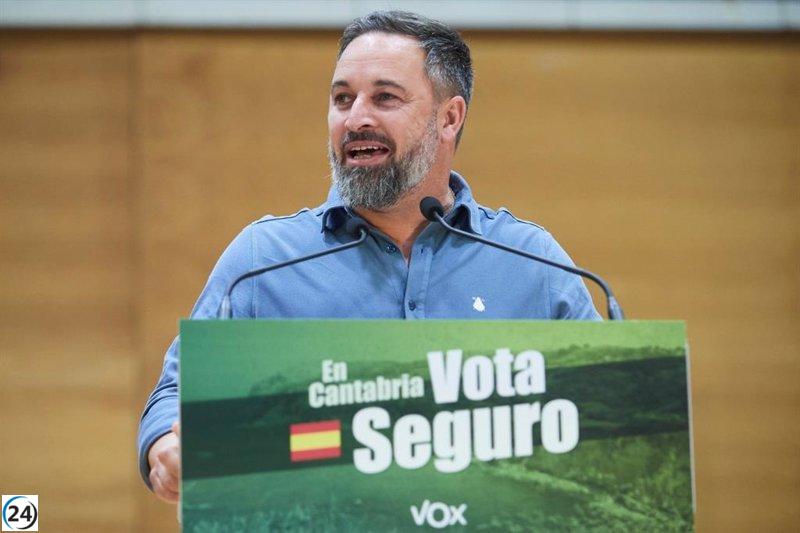Abascal predice la irrelevancia de Revilla tras las elecciones.