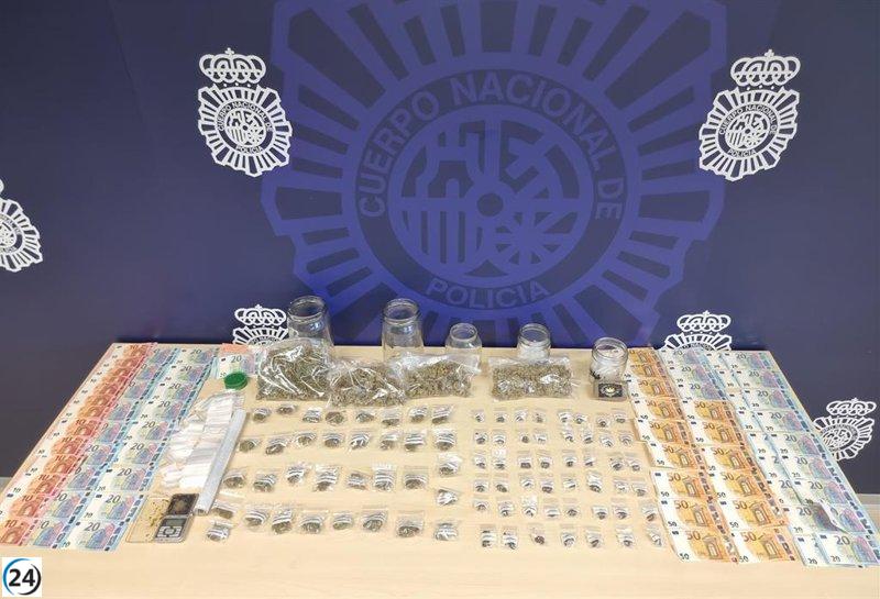 Ocho arrestados por narcotráfico desde asociación cannábica en Santander.