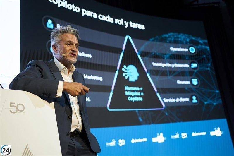 Inteligencia Artificial, según Granados, ayudará a ganar tiempo sin reemplazar trabajadores.