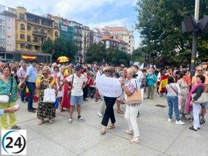 Manifestación en Santander en contra de una amnistía para los líderes del 'procés'