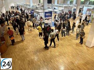Gran éxito de convocatoria en la Feria de Empleo de la UC y el Ayuntamiento de Santander con más de mil asistentes.