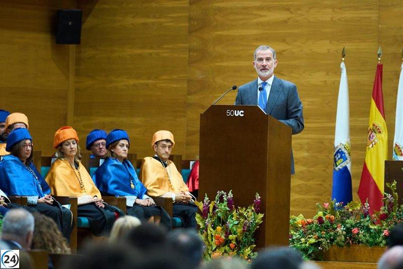 El Rey insta a la Universidad a adaptarse a las demandas de la formación y el empleo