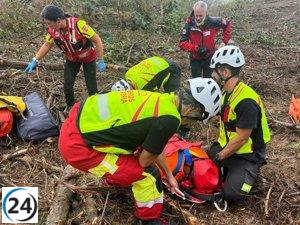 Trabajador forestal herido en el pico Cotillo (Anivas) es evacuado por accidente