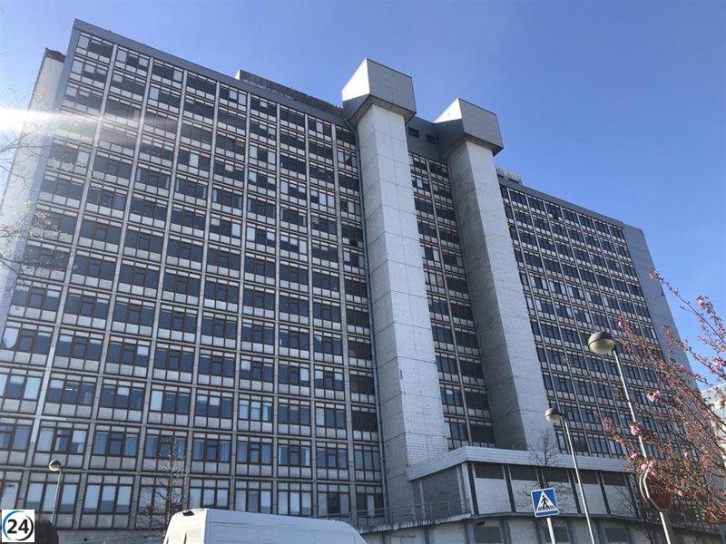 El Parlamento demanda al Ministerio otorgar a Cantabria la Residencia de manera indefinida.