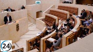 El PP defiende la eficacia de su política fiscal para aumentar ingresos, aunque considerará reducir gastos.