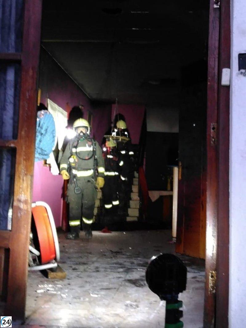 Un negocio hostelero en Argoños sufre daños tras un incendio devastador.