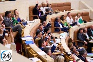 El Parlamento, a excepción del PSOE, solicita impugnar la Ley de Amnistía