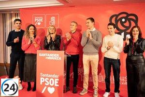 Pedro Sánchez recibe un cálido respaldo en la celebración navideña del PSOE santanderino