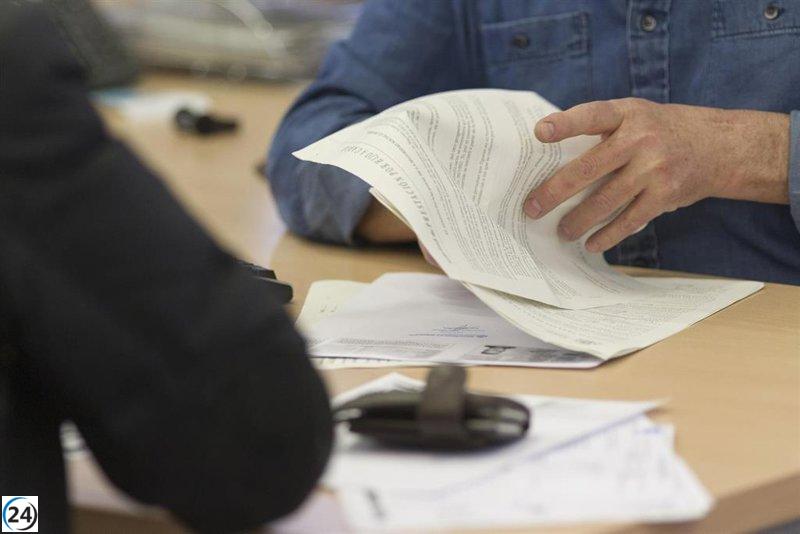 El Gobierno impulsa la regulación de bolsas de empleo temporal para el personal laboral.