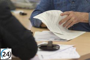 El Gobierno impulsa la regulación de bolsas de empleo temporal para el personal laboral.
