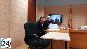 El fiscal decide mantener a Blanco durante diez meses por acoso a Ordóñez, alegando motivos más allá de lo político.