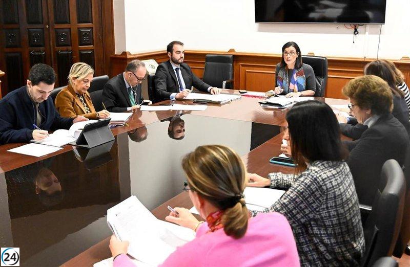 Santander establece precios accesibles para alquilar bicicletas eléctricas: 1,60 euros por hora y 36 euros por el bono anual.