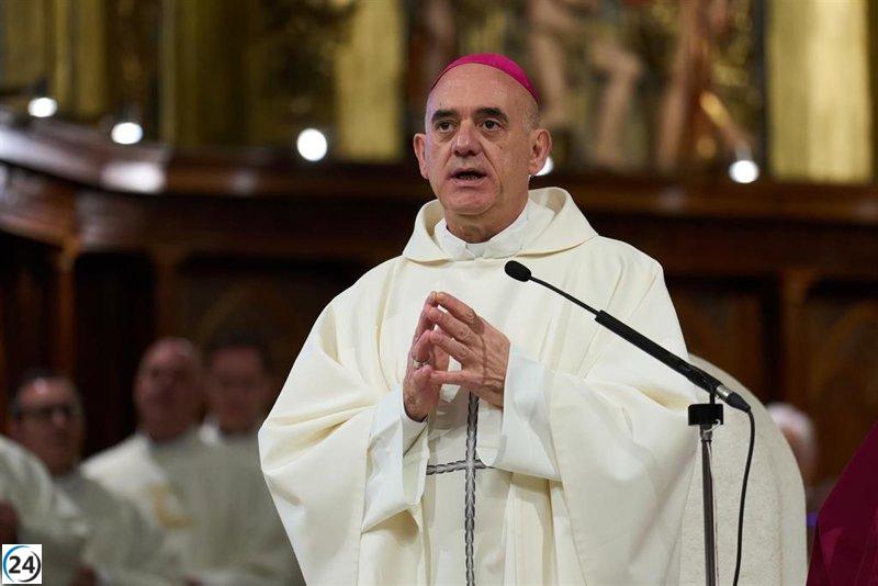 Arturo Ros busca generar confianza y fomentar la unidad familiar en la Diócesis de Santander.