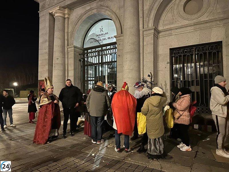 Gran expectación en el Teatro Real para el sorteo de Navidad 2023: ¡El público ansía ocupar sus butacas!