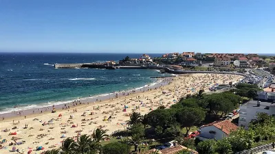 El encanto de la villa costera de Comillas y su playa de Oyambre