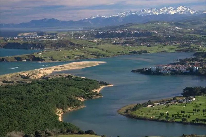 Una escapada relajante al Parque Natural de las Dunas de Liencres