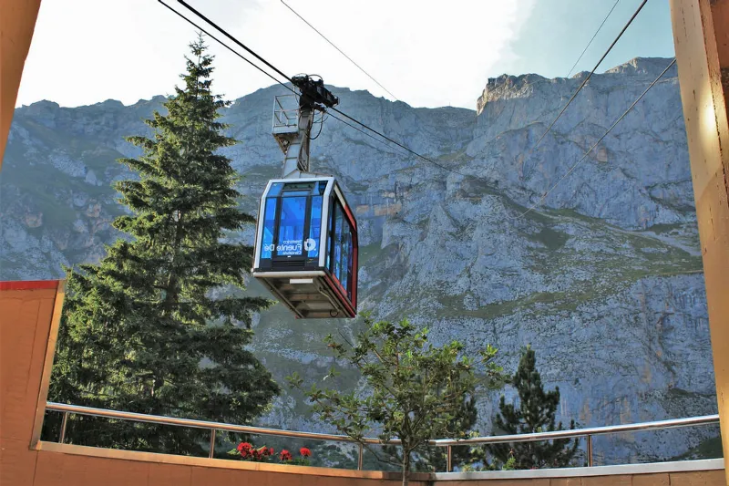 El famoso Fuente Dé, un teleférico que lleva a los visitantes a una vista impresionante