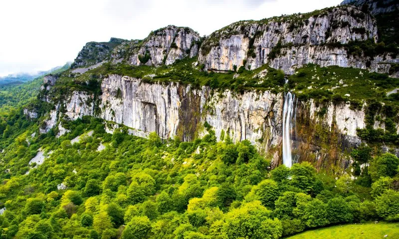 La Cascada del Asón: un espectáculo natural